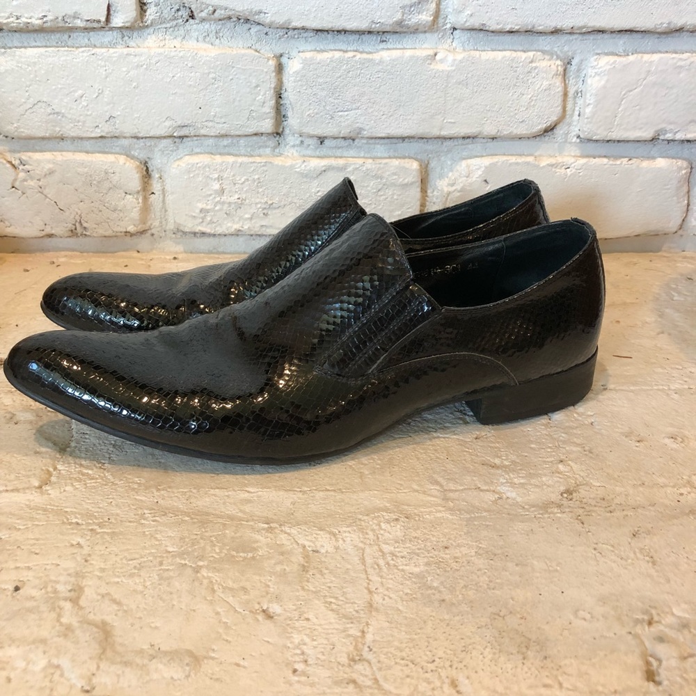 Slip on dress shoes